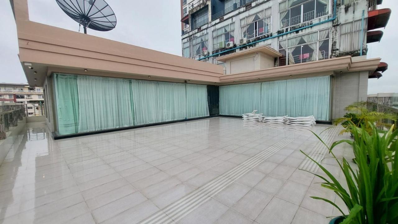 Hotel Grand Galaxy Yangon Esterno foto