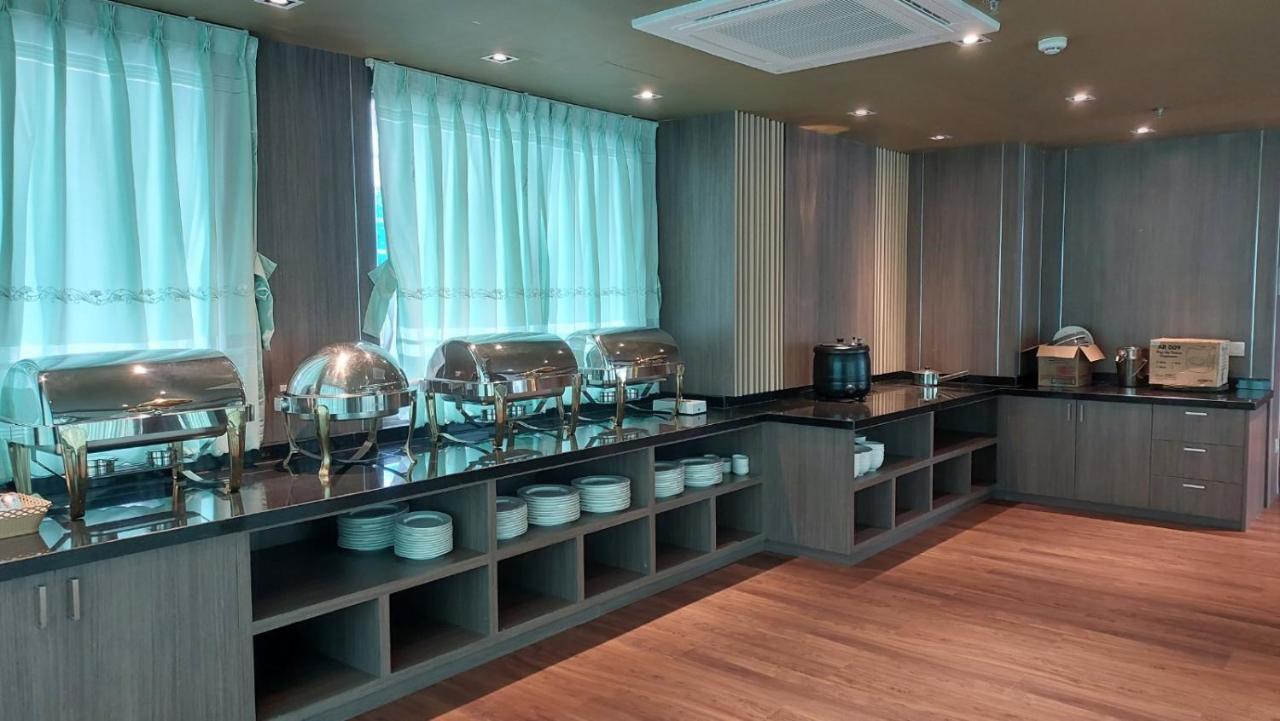 Hotel Grand Galaxy Yangon Esterno foto