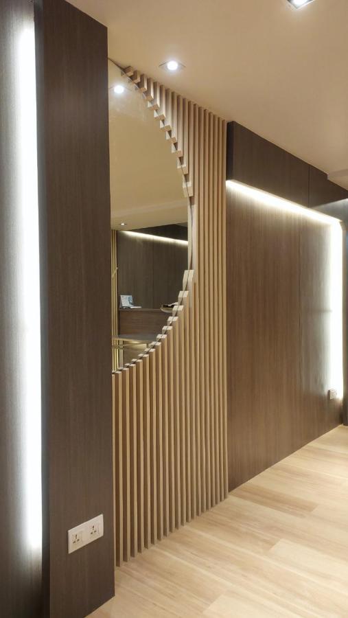 Hotel Grand Galaxy Yangon Esterno foto