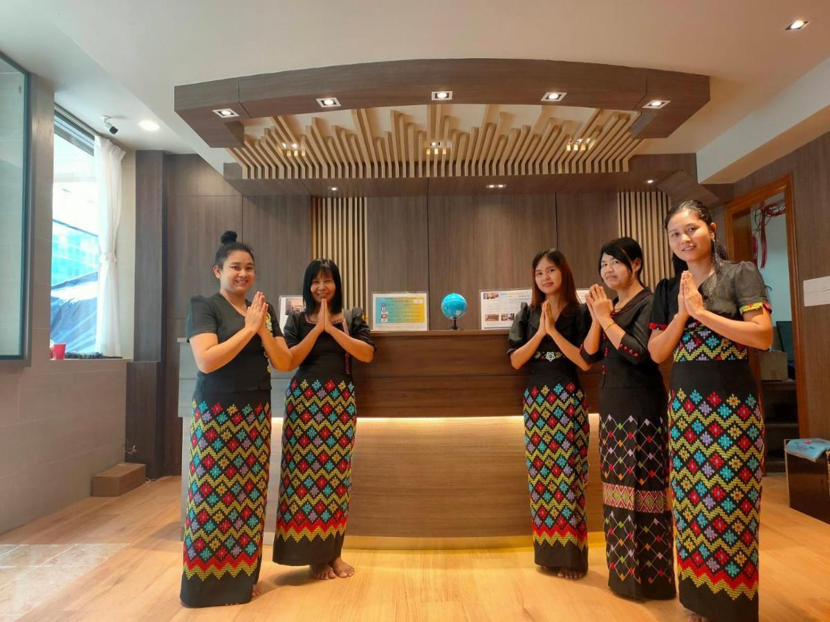 Hotel Grand Galaxy Yangon Esterno foto